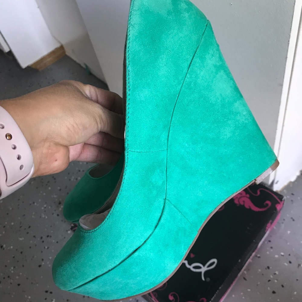 💚 Cute platform 💚 - Picture 2 of 5